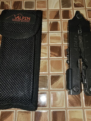 Gerber multitool used with broken saw blade