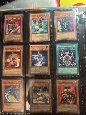 Structure Deck Warrior's Triumph 2002 Yu-Gi-Oh! cards