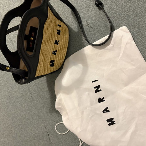 Marni Micro Raffia Tropicalia Tote bag like new, beige and black crossbody