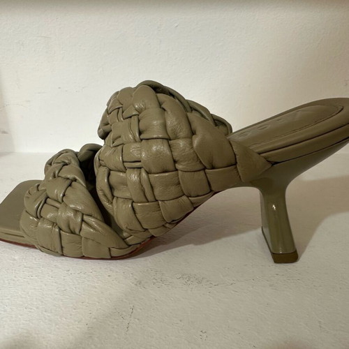 Vicenza women's sandal new, khaki, 8 cm heel, size 37