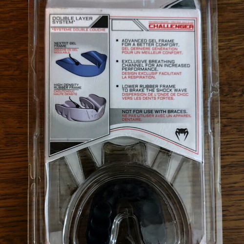 Venum mouthguard new, sealed box