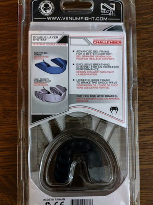 Venum mouthguard new, sealed box