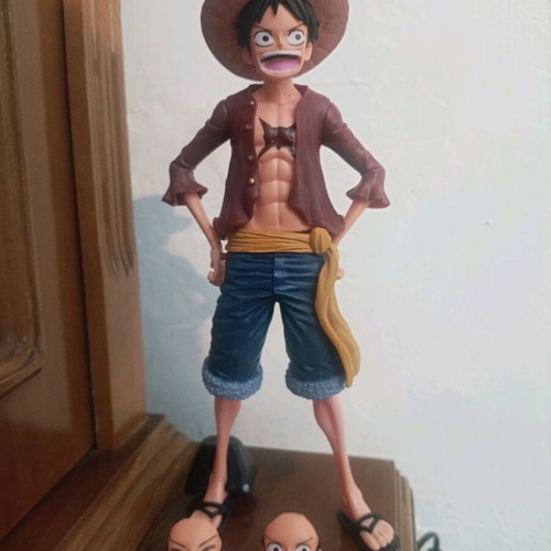 Luffy One Piece figure 24cm like new