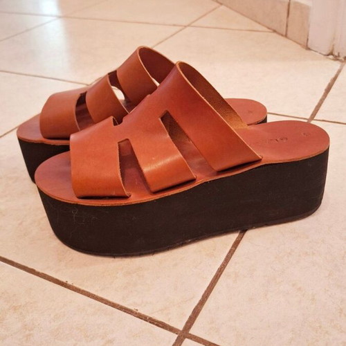 Glamazon Flatform No. 37, leather!