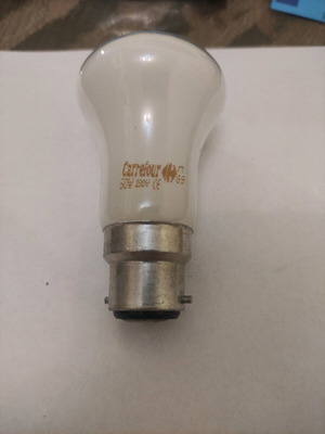Carrefour E27 60W Halogen Bulb like new