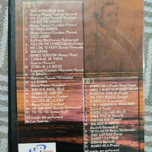 Latin music CD like new, 2 CDs