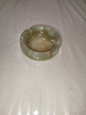 Onyx ashtray like new