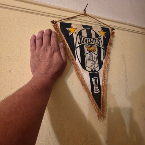 Juventus vintage triangle flag 1980s
