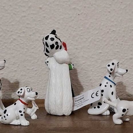 Set of 7 Disney 101 Dalmatians PVC figures like new