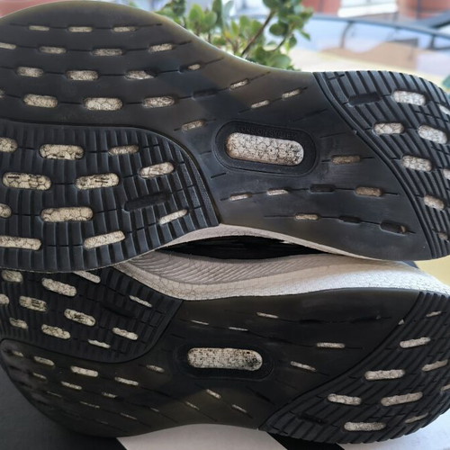 Adidas Ultraboost 5 running shoes size 43 1/3
