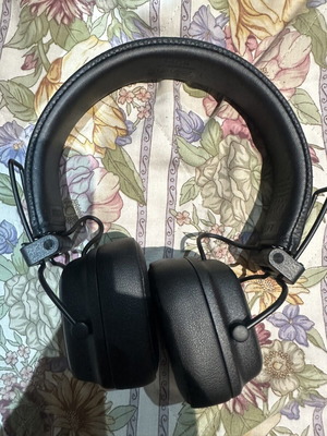 Marshall Major wireless headphones new