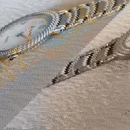 Larousse γυναικείο ρολόι quartz μεταχειρισμένο, διάμετρος 27 mm