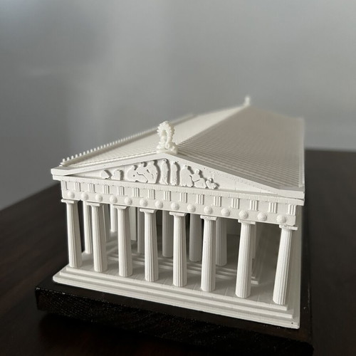 Parthenon model like new with detailed artistic plaster and wooden base