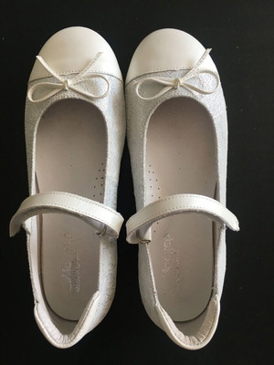 Mouger leather ballet flats No.33, white-silver, like new