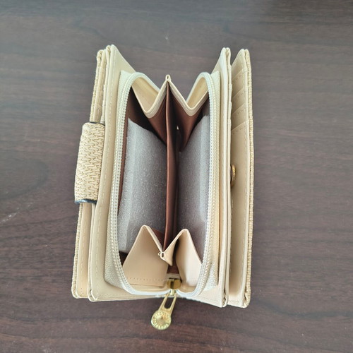 Lace Lore wallet new, beige with embossed texture