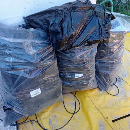 Hangers like new, pack of 1,500 for clothing stores