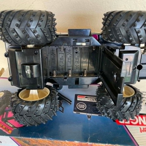 Nikko Gunslinger 1/18 remote control car used