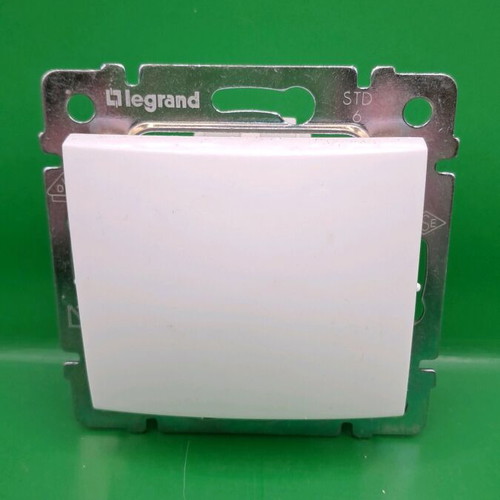 Legrand Valena switch white new