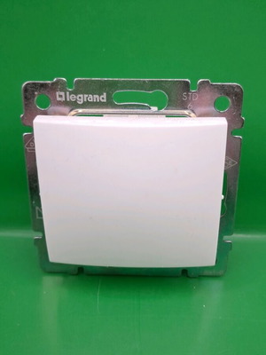 Legrand Valena switch white new