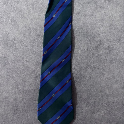 Silk tie like new