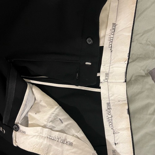 Berto Lucci Milano suit new, black, jacket No58, trousers No52