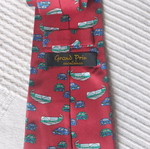 Tie red with pattern like new
