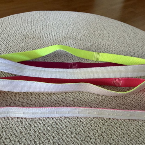 Nike sports hairbands set of 3 like new, multicolor