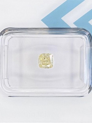 Natural Fancy Light Yellow Diamond 0.71ct VS1 IGI Certified