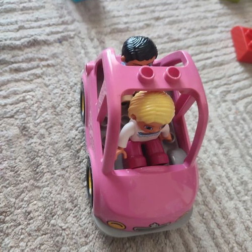 Lego Duplo Pink Car with 2 Figures like new