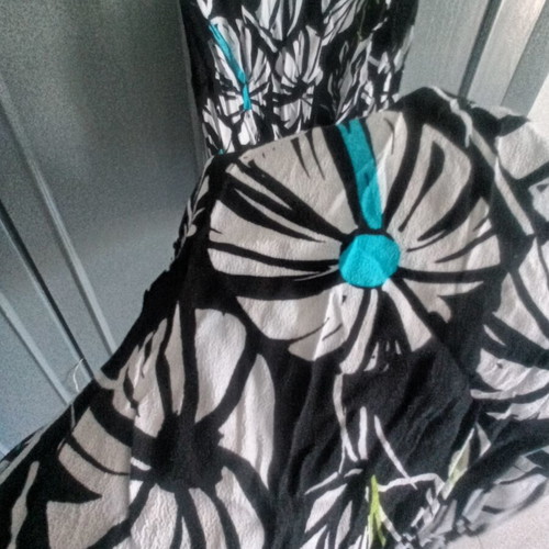 Summer dress M&S like new, black and white, size M