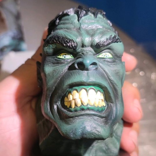 Avengers Marvel Hulk Alex Ross bust used, limited edition
