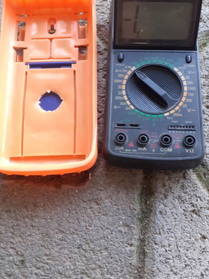 Multimeter used, voltage function not working