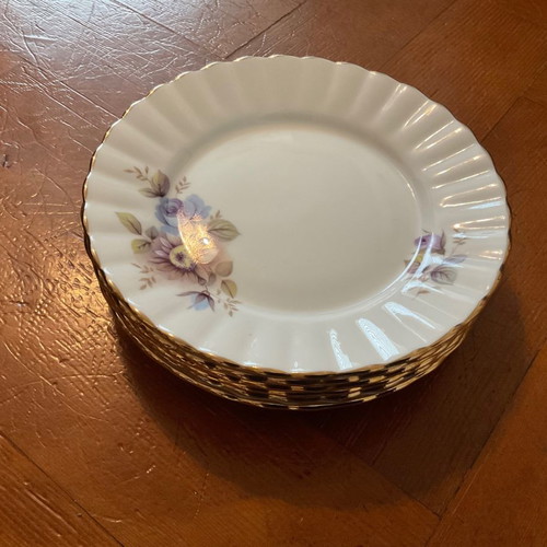 Salisbury England bone china tea set 2 pcs in excellent condition
