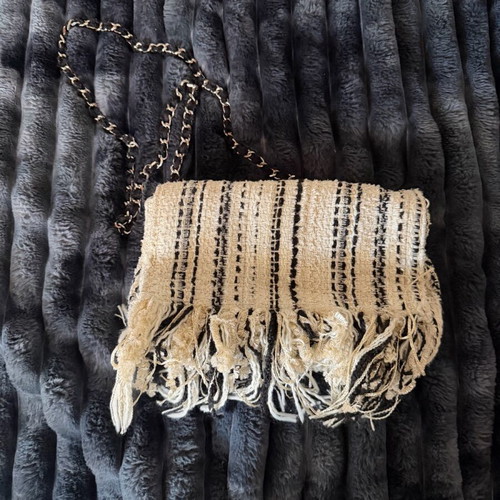 Boho Zara crossbody bag like new, white