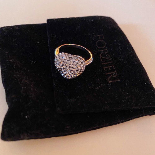 Forzieri heart ring like new with white rhinestones