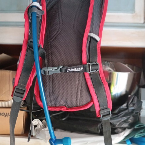 Camelbak backpack with 1.5 liter hydration reservoir like new