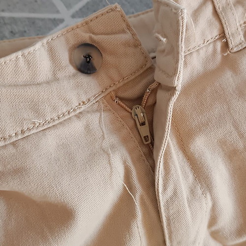 Boys shorts like new, beige, size 116