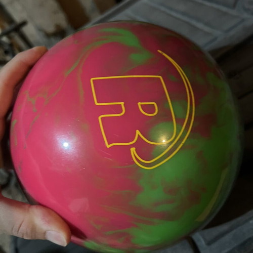 Clash bowling ball pink/blue/green 15lb