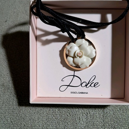 Dolce Cabana Eau de Parfum new, collectible pendant