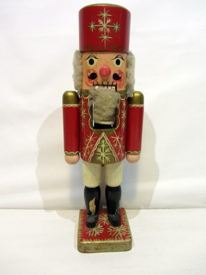 Wooden traditional old nutcracker 35 cm