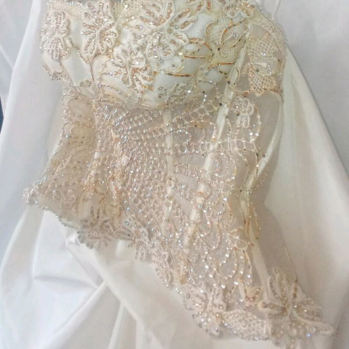 Luxury satin wedding dress like new with embroidered Swarovski bust