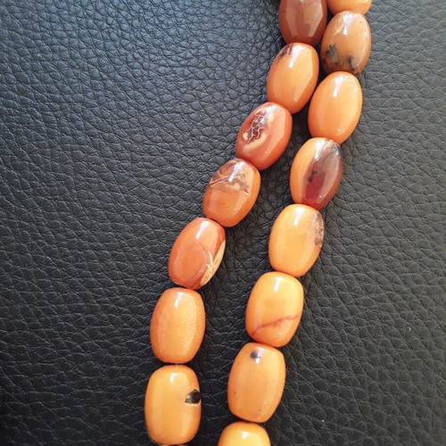 Komboloi royal amber 31gr collectible, like new