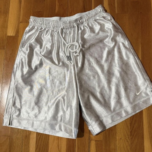 Nike Kobe DRI-FIT reversible basketball shorts size S like new, white