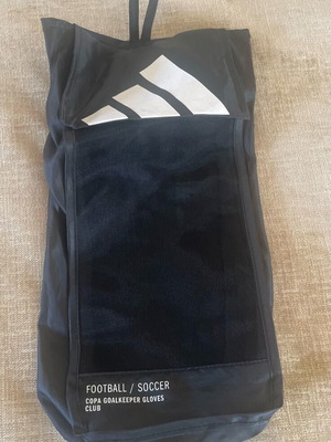 Adidas goalkeeper glove bag used, black