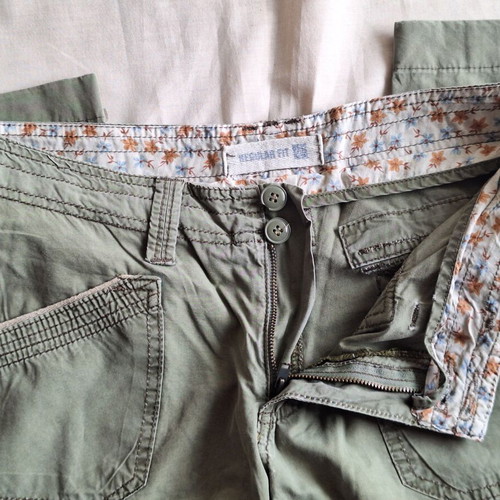 Cargo Small Khaki Military Low Rise Pants like new