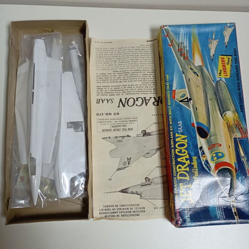 Swedish Jet Dragon Saab model by Lindberg