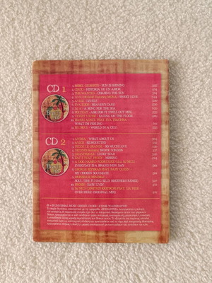 Beach Bar double CD like new with 22 great hits