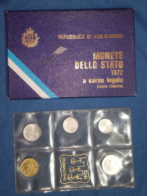 San Marino 1972 Republic Coin Set like new