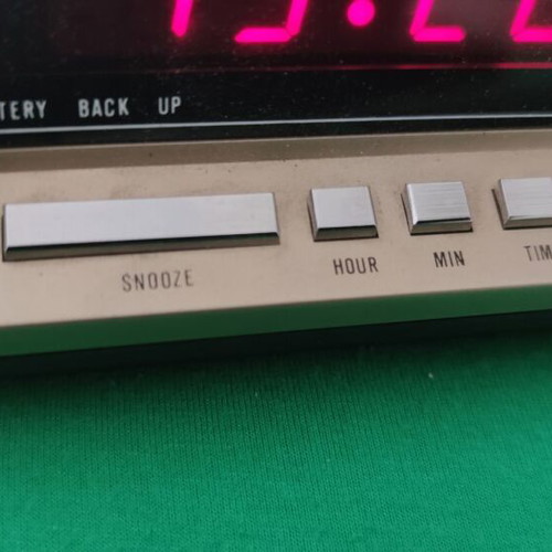 Myoko DC-2020 vintage digital alarm clock like new with original box