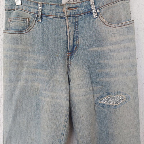 Celestino women's jeans with rhinestones size 27 used, blue